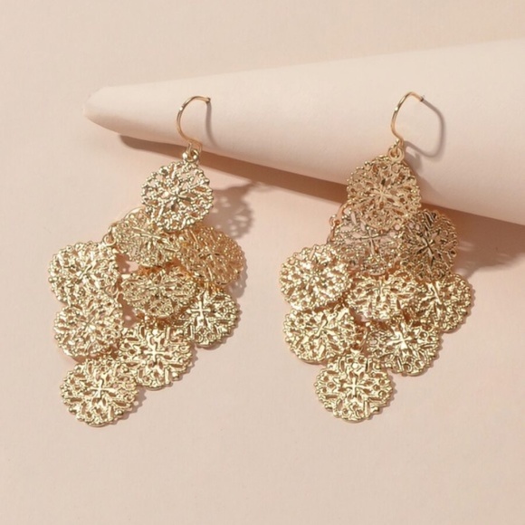 Earrings collection for posh live sale - Picture 2 of 6